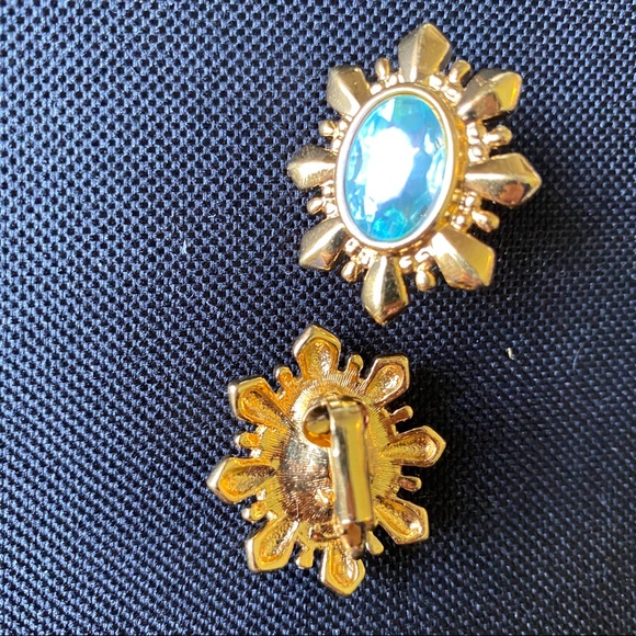 Vintage Blue Crystal in Gold Starburst Clip On - Picture 5 of 7